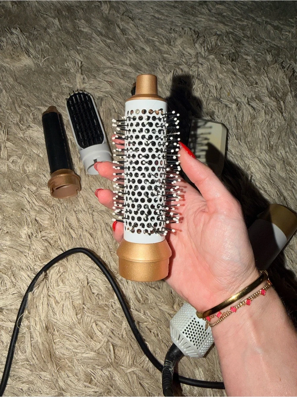 White and Gold 5-in-1 Hot Air Styler – Volumizing Round Brush